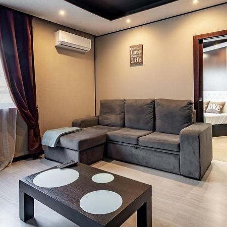 Charming 1 Bedroom Apartment In Portimao By Lovelystay Luaran gambar