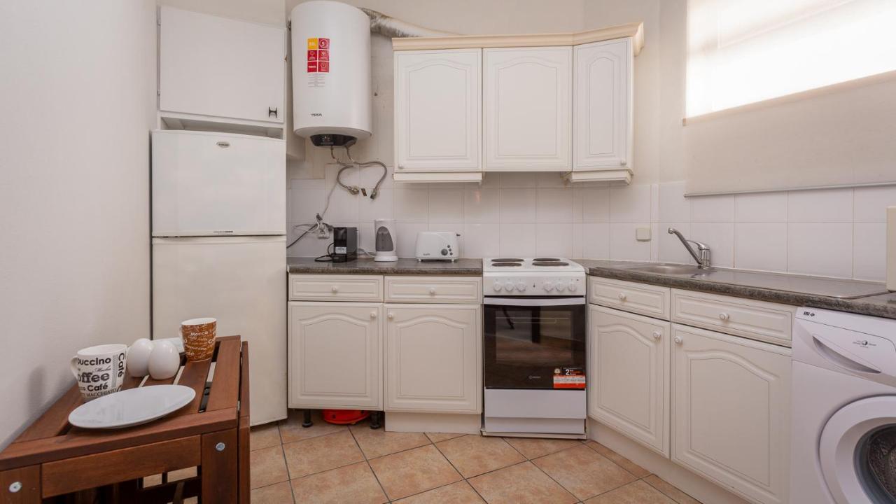 Charming 1 Bedroom Apartment In Portimao By Lovelystay Luaran gambar