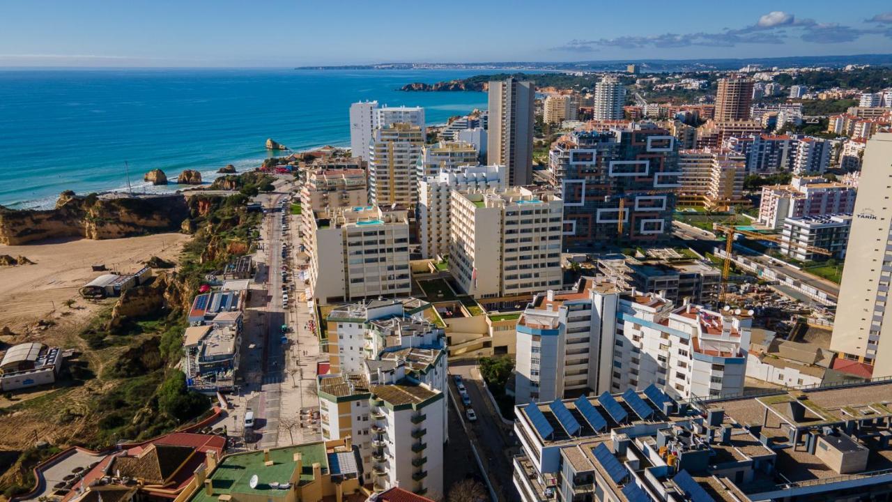 Charming 1 Bedroom Apartment In Portimao By Lovelystay Luaran gambar
